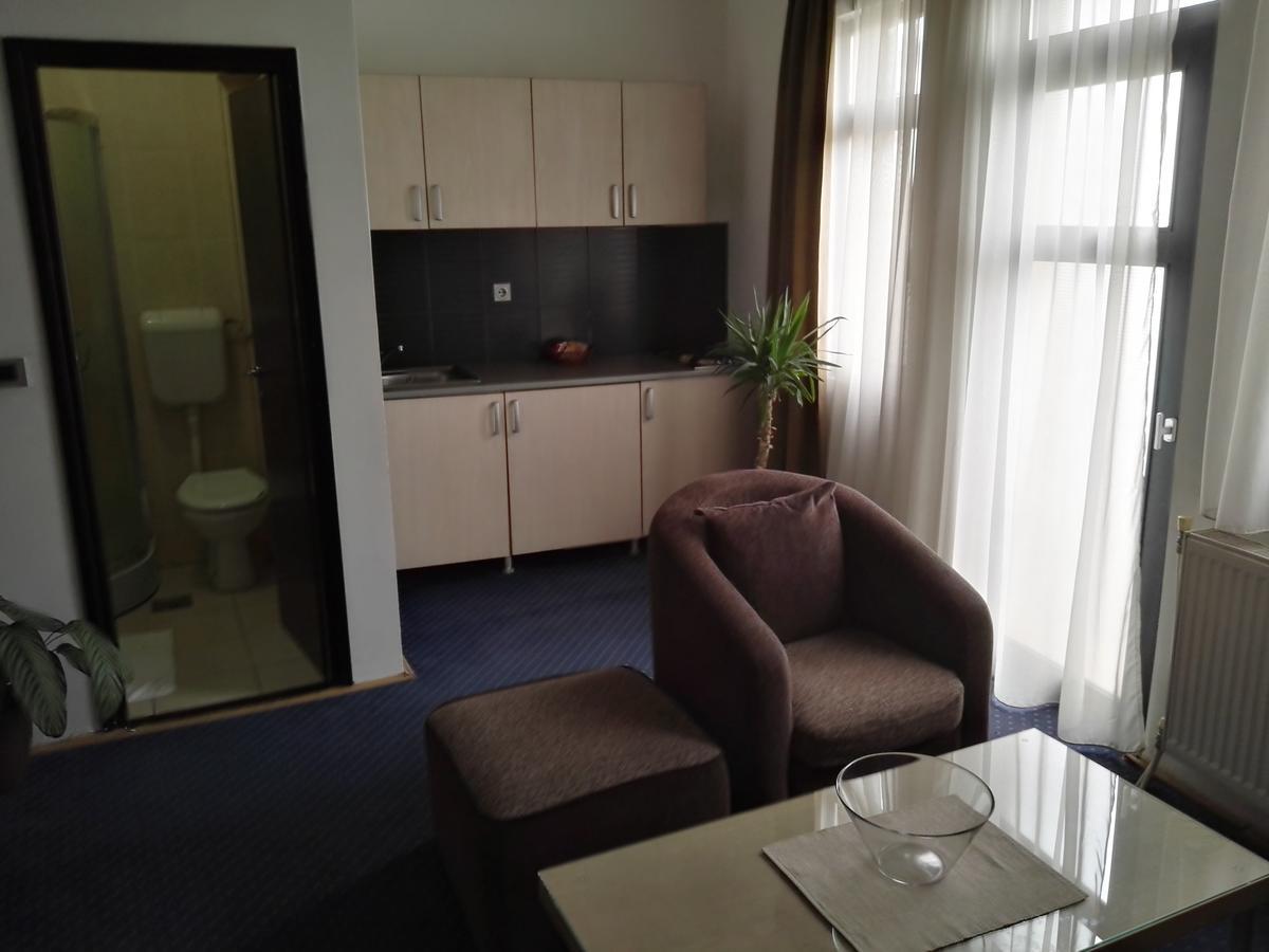 Guest House Amico Vranje Buitenkant foto
