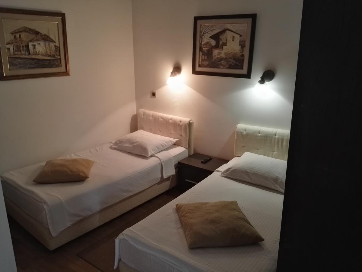 Guest House Amico Vranje Buitenkant foto